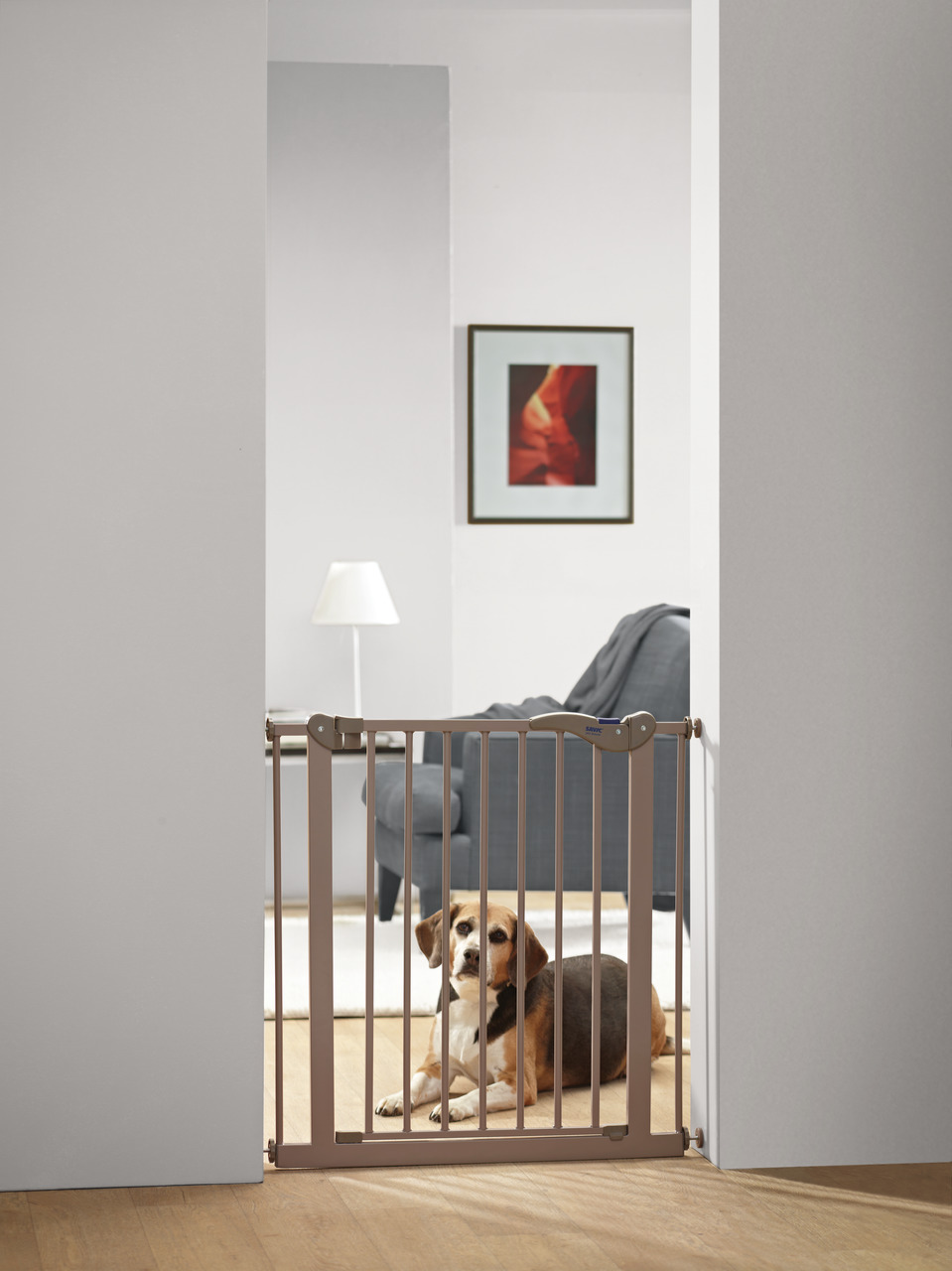 SAVIC Sicherheitsgitter für Hunde, braun, stabil, leicht montierbar, ideal für Innenräume, schützt Bereiche im Haus.