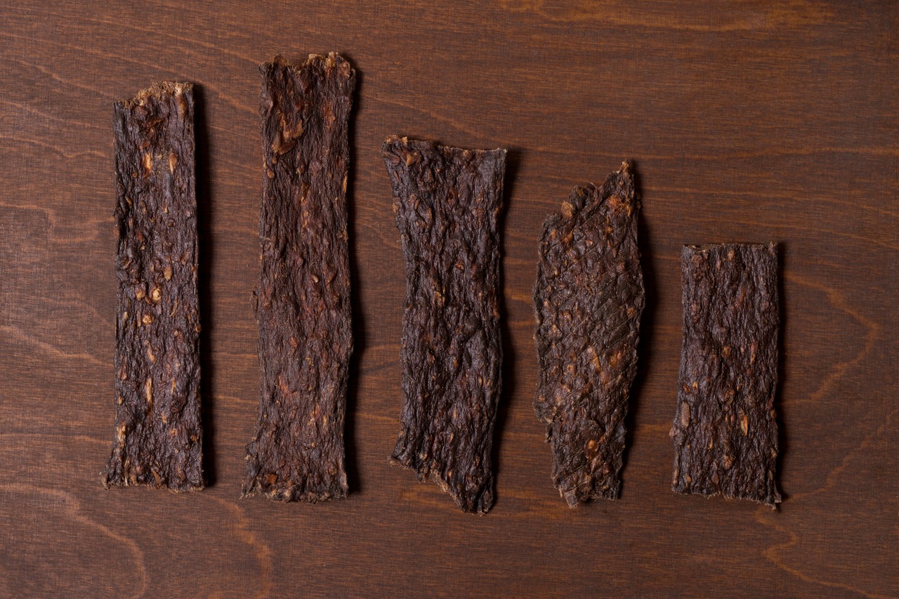 Lottis Häppchen Hundesnacks, Rind, für Hunde, proteinreich, ohne künstl. Zusätze, ideal als Belohnung-Snack, 5 Streifen.