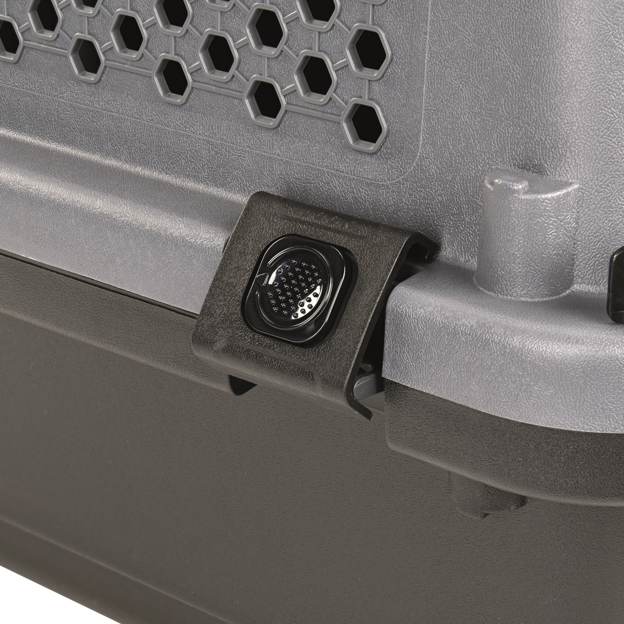 AniOne Transportbox für Hunde & Katzen, robustes Grau/Schwarz, Belüftung mit Wabenmuster, stabiler Verschluss.