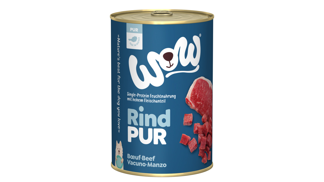 Das Bild zeigt eine blaue Dose des Hundefutters „WOW Rind PUR“ mit einem Gewicht von 400 g. Es handelt sich um eine Single-Protein-Feuchtnahrung mit hohem Fleischanteil, speziell für Hunde. Die Geschmacksrichtung ist Rind. Auf der Dose steht der Slogan „N