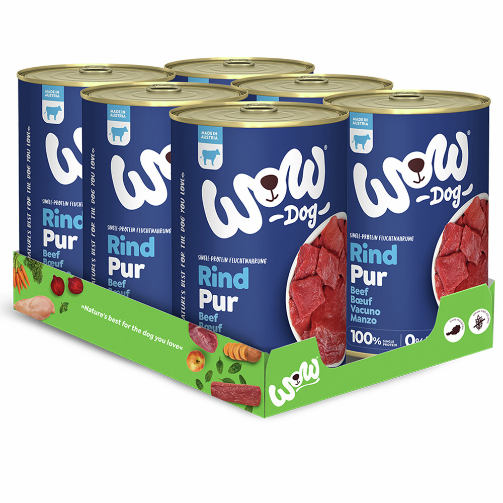 Sechs Dosen Hundefutter der Marke WOW DOG in der Geschmacksrichtung „Rind Pur“ sind in einer grünen Verpackung angeordnet. Das Produkt ist für Hunde geeignet und besteht aus 100 % Single-Protein. Auf der Verpackung steht „Made in Austria“. Jede Dose enthä