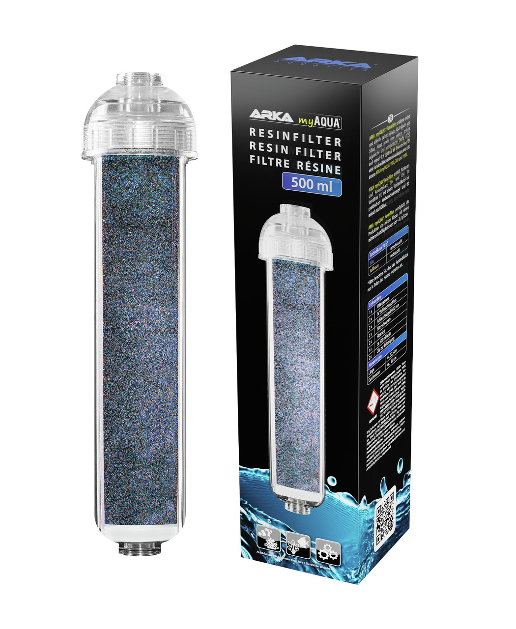 Das Bild zeigt den ARKA myAqua Harzfilter mit einer Kapazität von 500 ml, der speziell für die Wasseraufbereitung entwickelt wurde. Der Filter ist in einem transparenten Gehäuse dargestellt, das die farbige Harzfüllung sichtbar macht. Daneben steht die sc