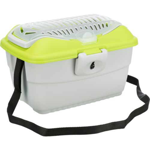 Das Bild zeigt die TRIXIE Transportbox "Mini-Capri" für Kleintiere, ideal für den sicheren Transport von kleinen Haustieren wie Nagern oder Reptilien. Die Box ist weiß mit einem grünen Deckel, verfügt über Lüftungsschlitze, einen Tragegriff und einen abne