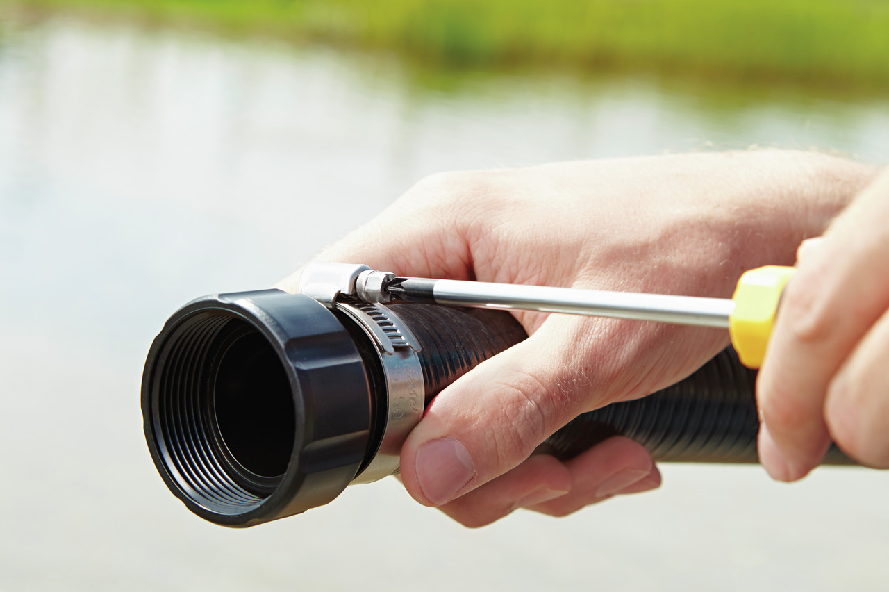 Oase Schlauchschelle, für Teichsystem-Installation/Wartung, Zielgruppe: Teichbesitzer, Menge: nicht erkennbar.