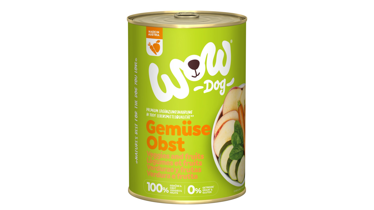 Das Bild zeigt eine grüne Dose des Hundefutterprodukts "WOW DOG Gemüse Obst". Die Marke ist WOW DOG, und das Produkt ist ein Ergänzungsfuttermittel für Hunde. Es enthält Gemüse und Obst in 100 % Lebensmittelqualität, ist getreide- und glutenfrei und wird 