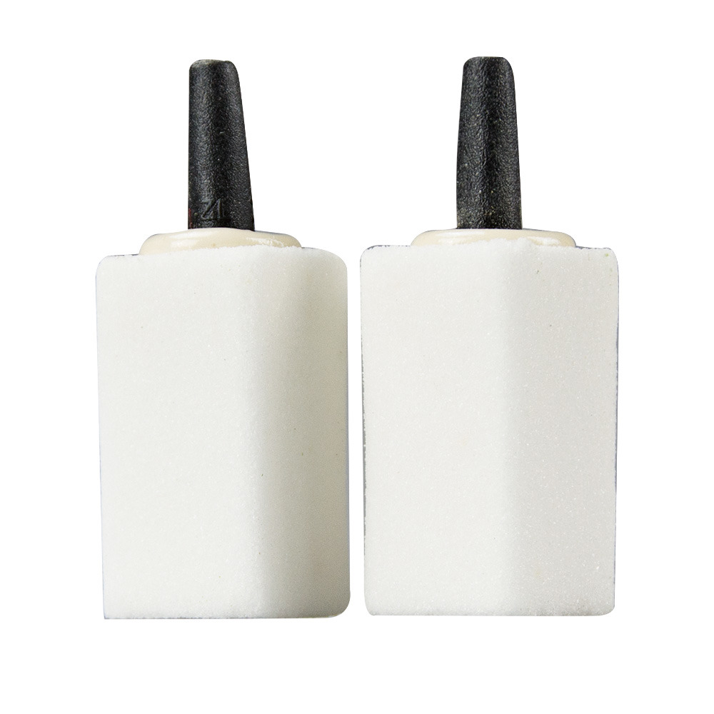 2 weiße Ausströmersteine HOBBY, für Aquarien/Teiche, Sauerstoffversorgung & Wasserzirkulation, rechteckig, schwarze Anschlüsse.