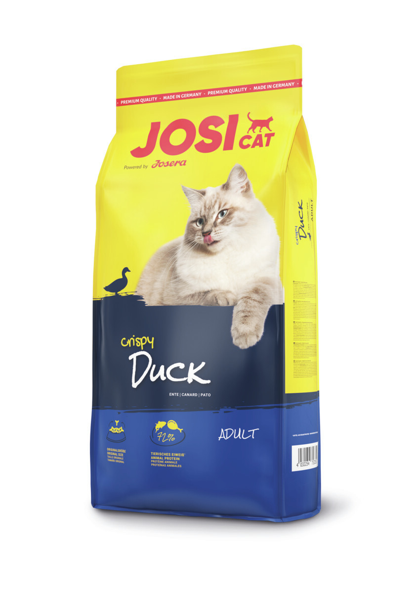 Josera JosiCat Crispy Duck, Katzenfutter für Adult, Geschmacksr. Ente, 72 % tierisches Protein, gelb-blaue Verpackung, Katze vorne.