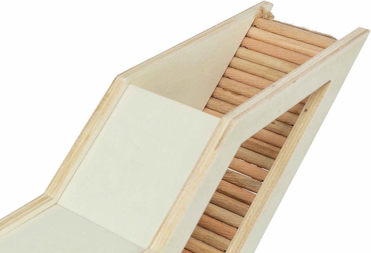 TRIXIE Holz-Heuraufe für Kleintiere, natürliche Optik, schützt Heu vor Verschmutzung, aus Holz, ideal für Käfige.