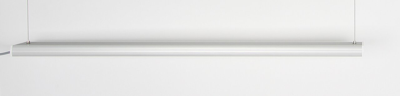 aquaLEDs LED-Aquarienleuchte, länglich, minimalistisch, ideal f. Aquarienbeleuchtung, gleichm. Lichtverteilung, EAN: 7111306623725.