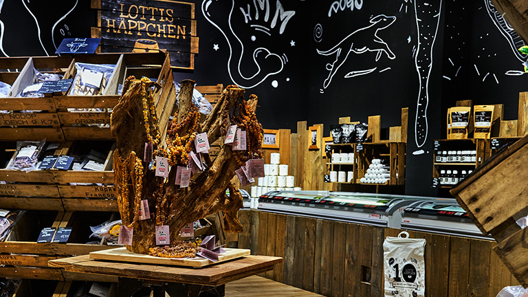 Regale Dsc6759 768x432px