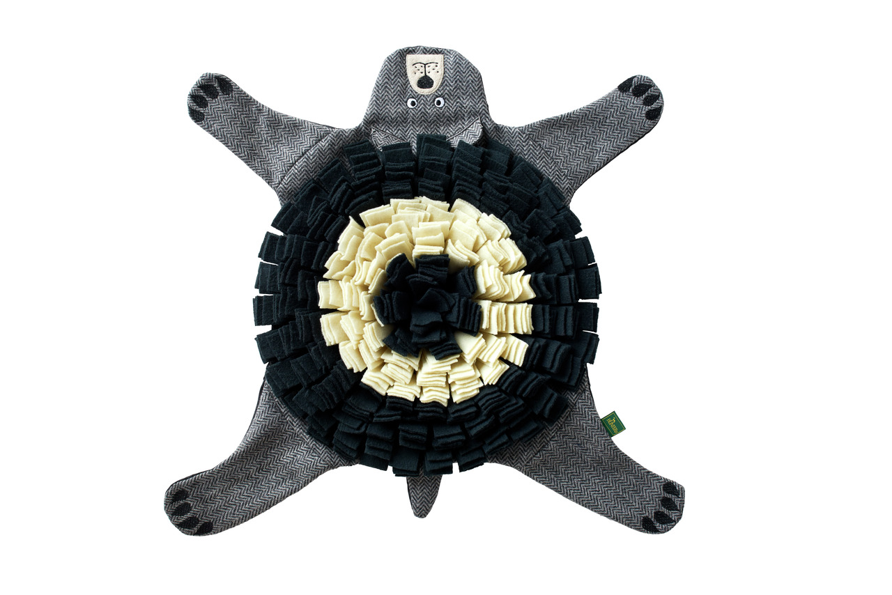 HUNTER Schnüffeldecke "Bear", interaktives Spielzeug für Hunde, robust, grau, mit Stoffstreifen, fördert mentale Auslastung.