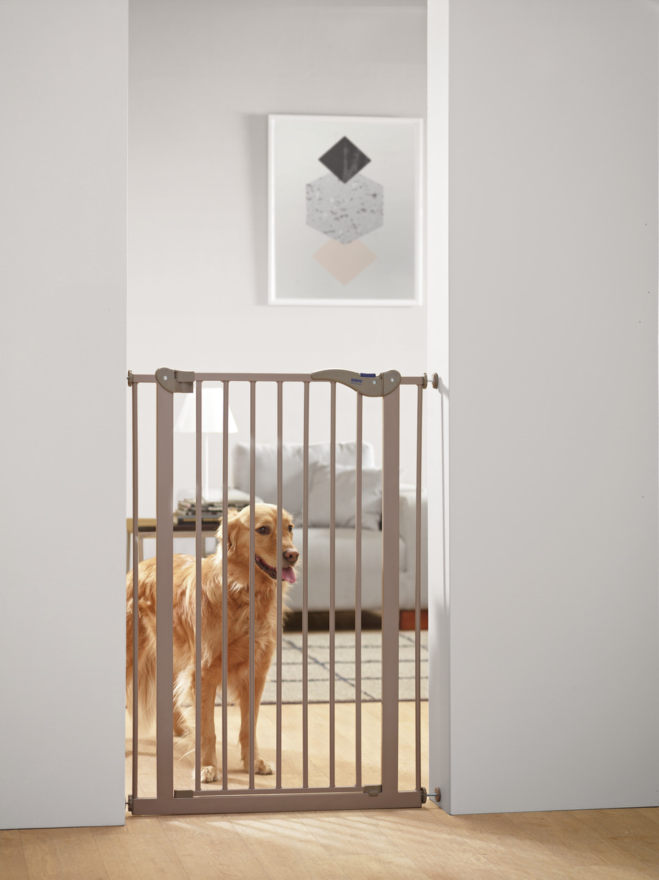 SAVIC Dog Barrier, beige, Metall, leicht montierbar, für Hunde wie Golden Retriever, hält sicher im Raum, ideal für Hundebesitzer.